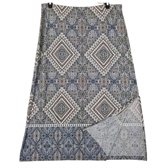 Chico's ~Woman Size 4(XXL)~ Tan/Blue Floral Print Maxi Unlined Skirt Stretch. - Picture 1 of 9